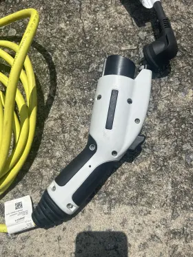 6818634-04 Bmw Delphi Type 3s Electric Car Battery Charger #2