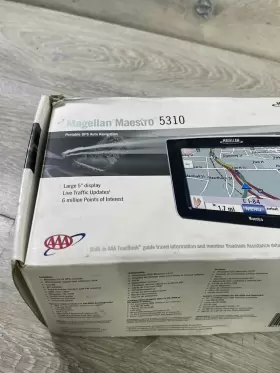 5310 Magellan Maestro Gps Navigation With Car Power Adapter #2