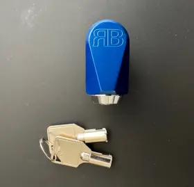 Robert Becker Design 680132549570 Blue Seat Lock For Harley Davidson Dyna Road Glide 1/4-20 Thread
