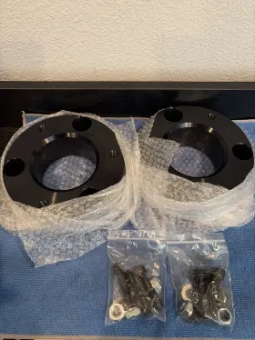 29100 Rough Country 3 Inch Front Lift Kit For 07-17 Silverado Sierra 1500 2wd 4wd Strut Spacers Gasupply
