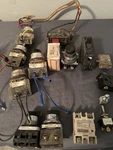 Huge Industrial Control Switch Lot Allen-bradley 800T Siemens Square Eaton. Fixed Price $119.99.