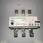 Schneider Electric LR9D5369 Overload Relay 690V 90/150 Amp Class 10. Fixed Price $300.00.